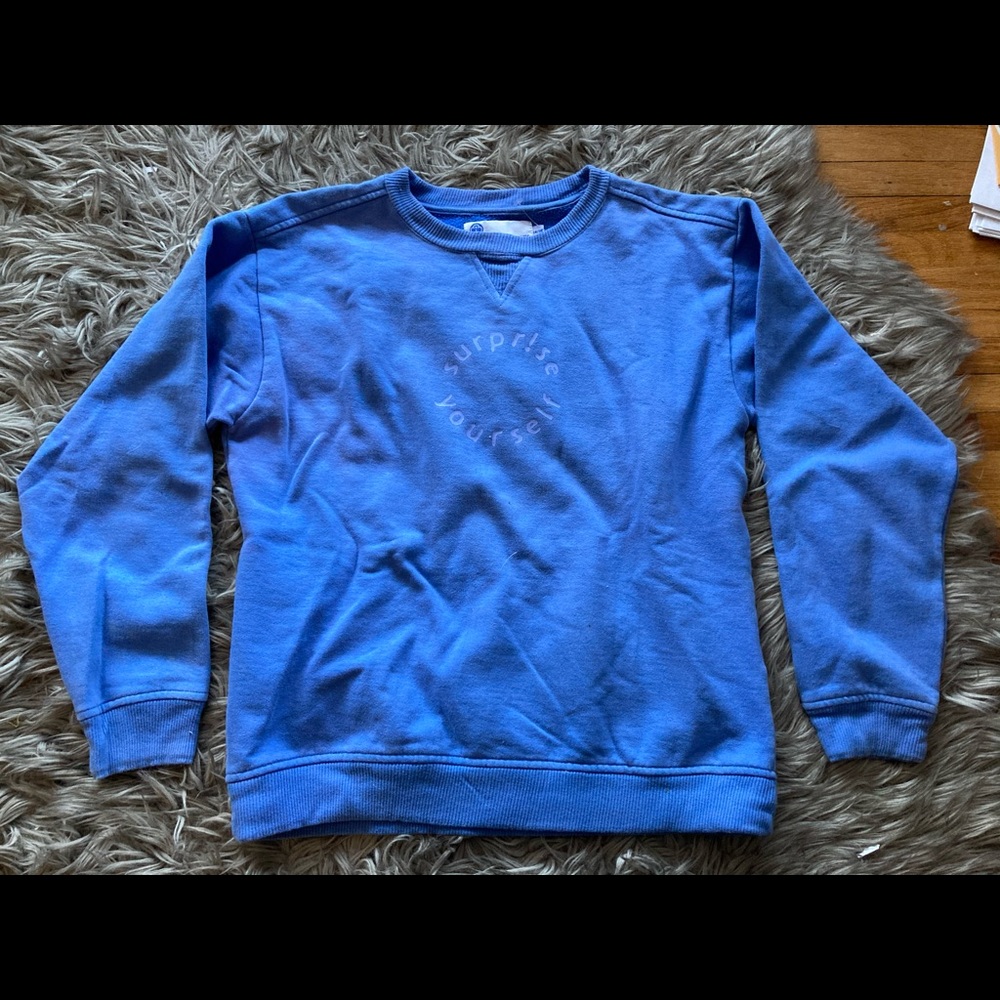 Guiding sweater